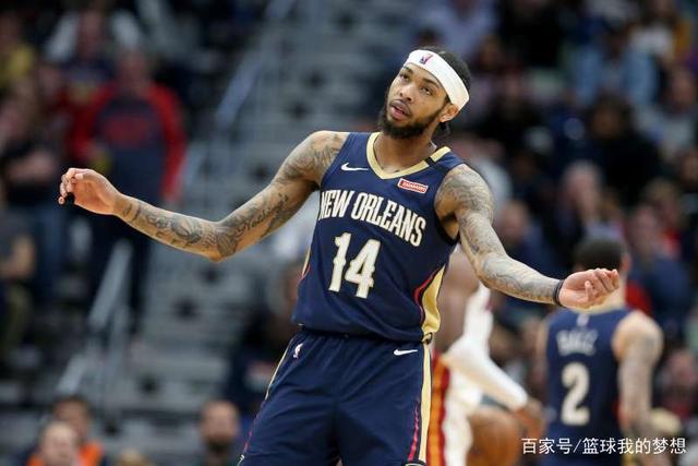 法尔14分14板7帽布莱克尼30分 肯帝亚不敌新疆